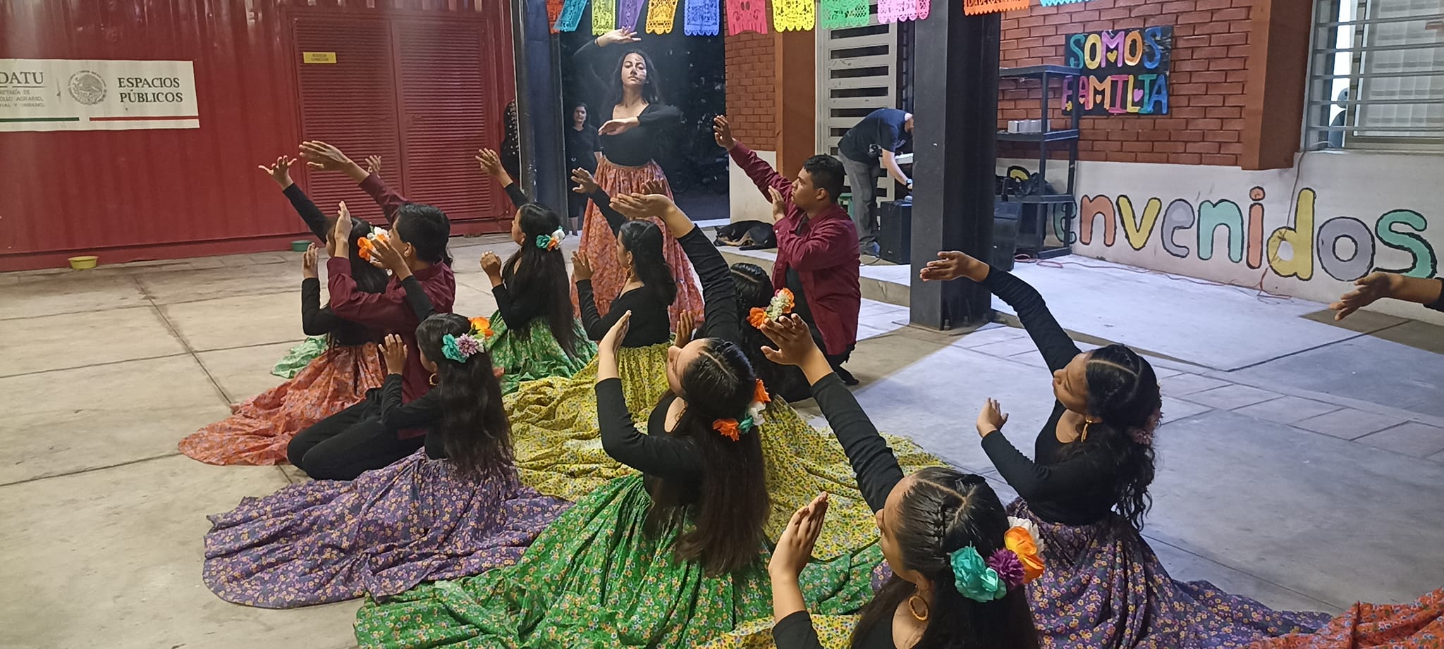 Actividad Cultural Comunitaria: Danzando recuerdos